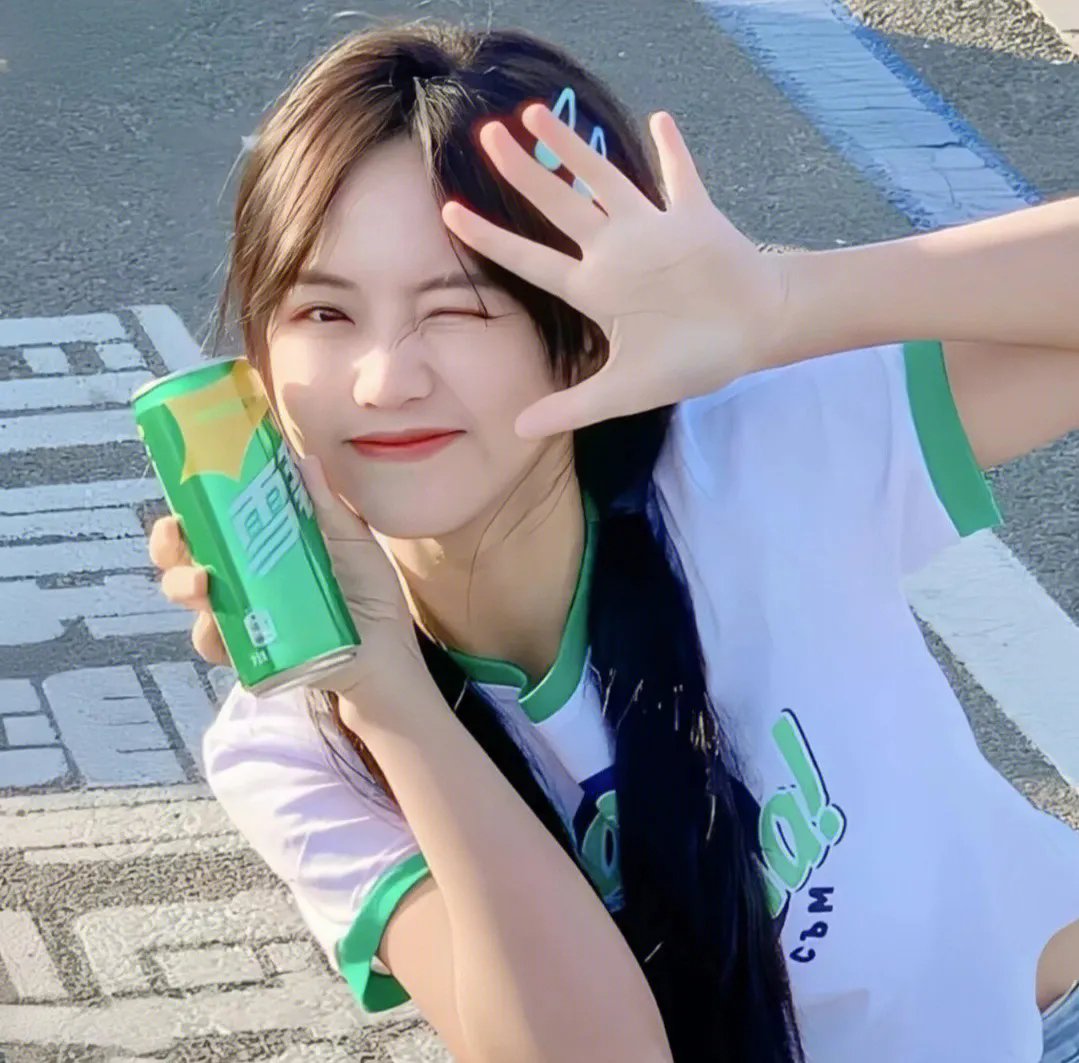 抄家后天降福星宠全家＆侯府锦鲤要逆天